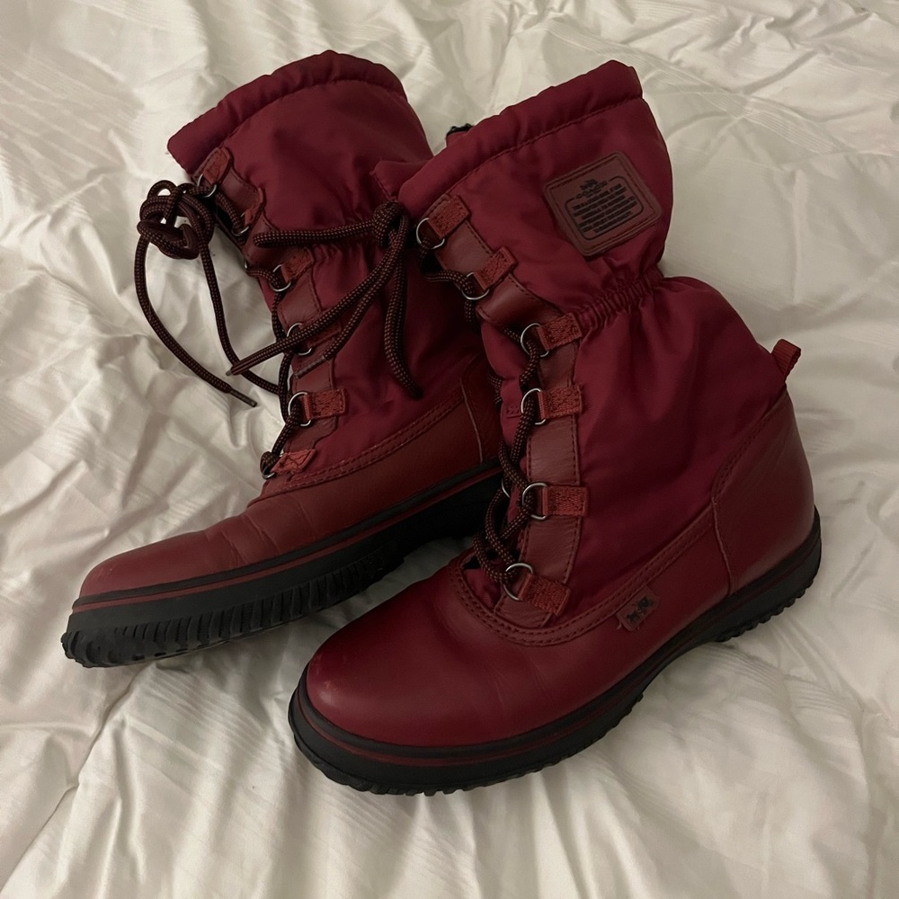 Red Coach Snow Boots
